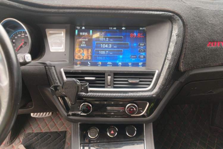 Used Zotye T600 2016 Sport Edition 2.0T DCT Luxury Model Audio And AC Panel
