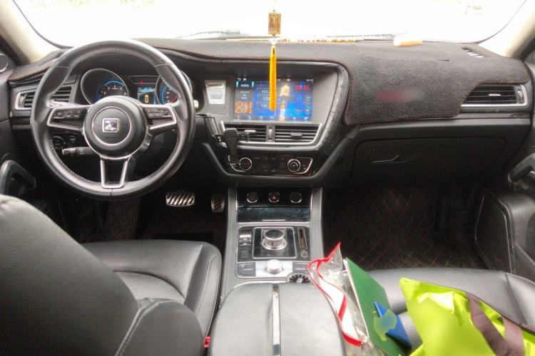 Used Zotye T600 2016 Sport Edition 2.0T DCT Luxury Model Center Console