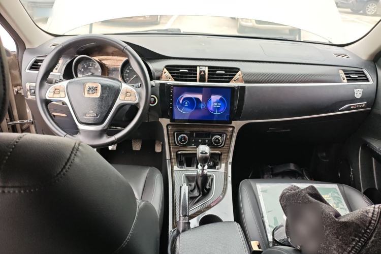 Used Zotye T600 2016 1.5T Manual Luxury Model Center Console