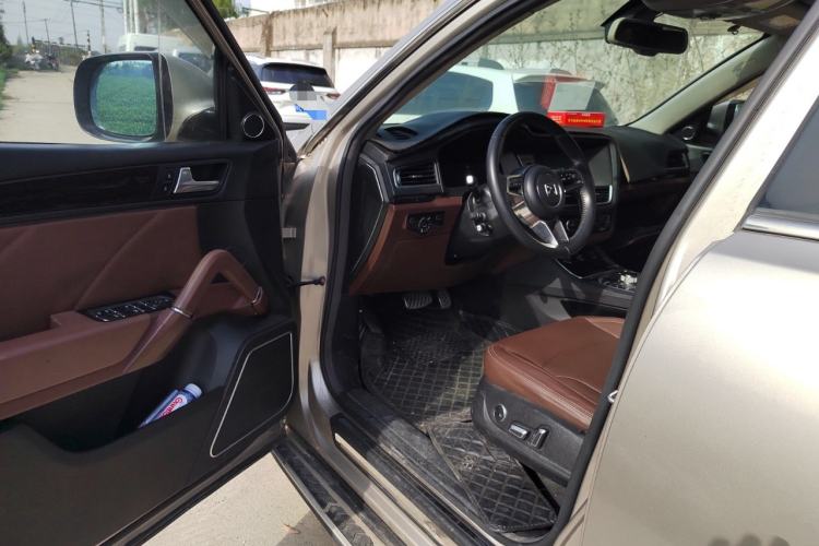 Used Zotye T600 2016 2.0T DCT Prestige Edition Driver Seat