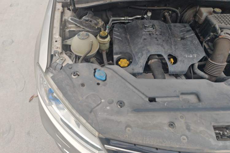 Used Zotye T600 2016 1.5T Manual Luxury Model Engine Bay Right