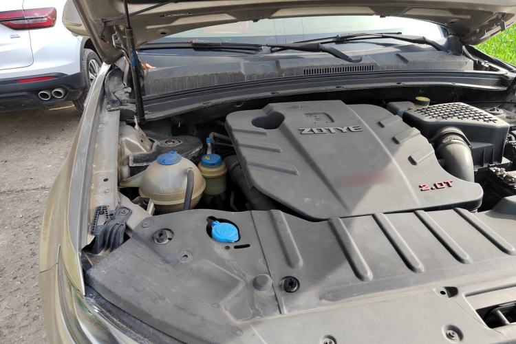 Used Zotye T600 2016 2.0T DCT Prestige Edition Engine Bay Right