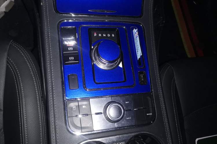 Used Zotye T600 2016 Sport Edition 2.0T DCT Prestige Model Gear Lever