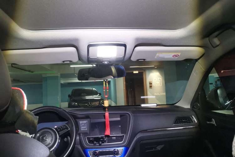 Used Zotye T600 2016 Sport Edition 2.0T DCT Prestige Model Headliner