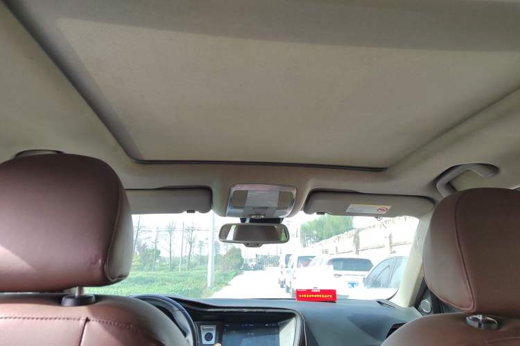 Used Zotye T600 2016 2.0T DCT Prestige Edition Headliner