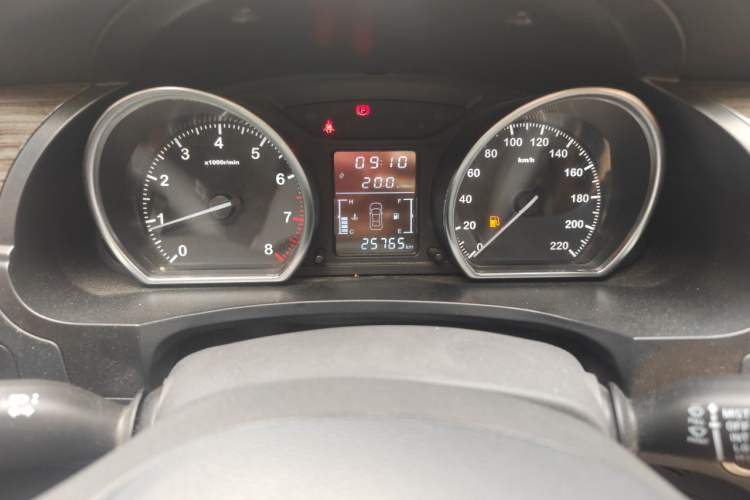 Used Zotye T600 2016 1.5T Manual Luxury Model Instrument Cluster