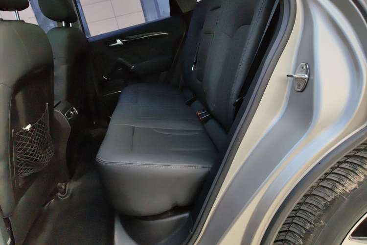 Used Zotye T600 2016 Sport Edition 1.5T Manual Prestige Model Left Rear Seat