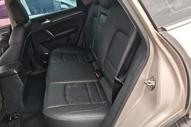 Used Zotye T600 2016 1.5T Manual Luxury Model Left Rear Seat
