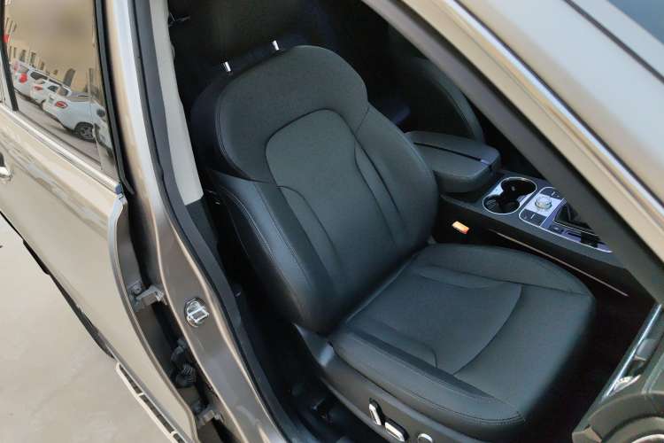 Used Zotye T600 2016 Sport Edition 1.5T Manual Prestige Model Right Front Seat