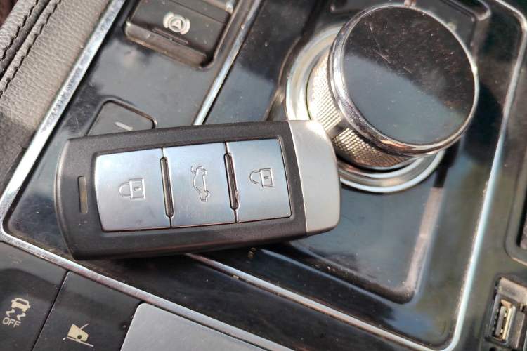 Used Zotye T600 2016 2.0T DCT Prestige Edition Vehicle Key