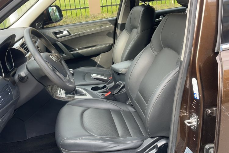 Used Zotye T600 2017 1.5T Manual Luxury New Year Edition Left Front Seat