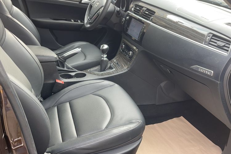 Used Zotye T600 2017 1.5T Manual Luxury New Year Edition Right Front Seat