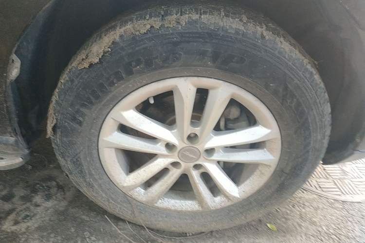 Used Zotye T600 2017 1.5T Manual Elite New Year Edition Right Front Wheel Hub