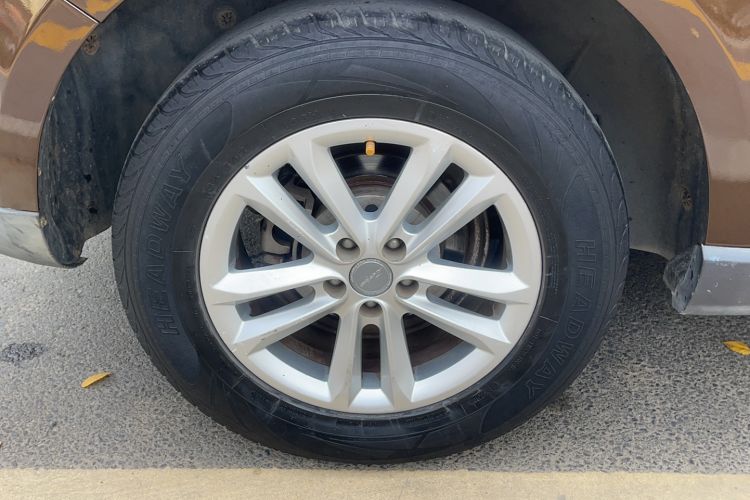Used Zotye T600 2017 1.5T Manual Luxury New Year Edition Right Rear Wheel Hub