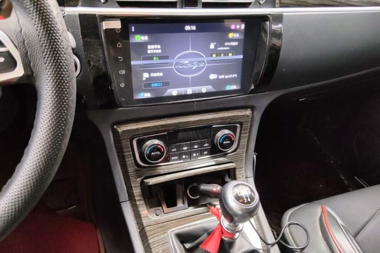 Used Zotye T600 2017 1.5T Manual Luxury New Year Edition Audio And AC Panel