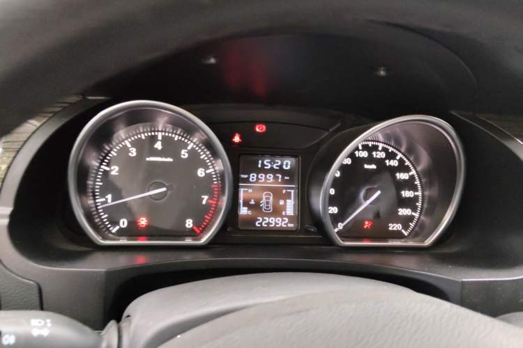 Used Zotye T600 2017 1.5T Manual Luxury New Year Edition Instrument Cluster