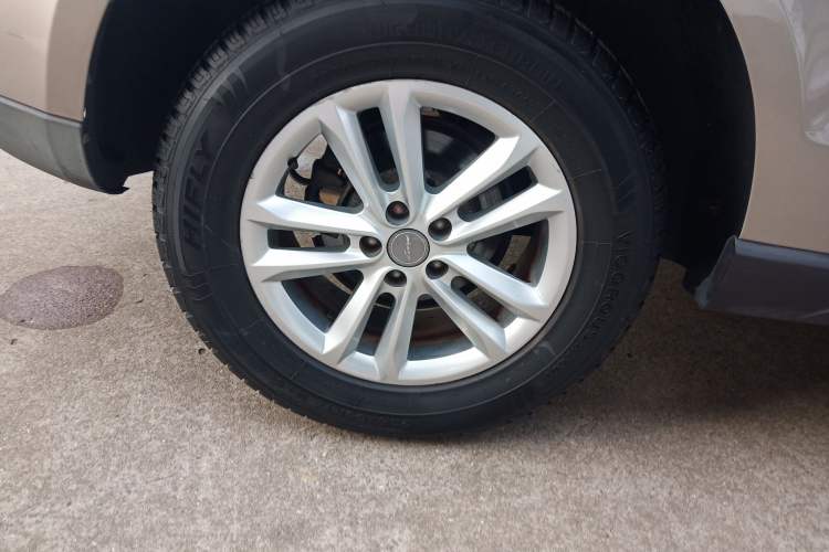 Used Zotye T600 2017 1.5T Manual Elite New Year Edition Right Rear Wheel Hub