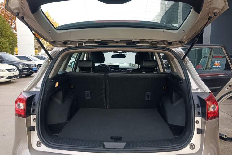 Used Zotye T600 2017 1.5T Manual Elite New Year Edition Trunk