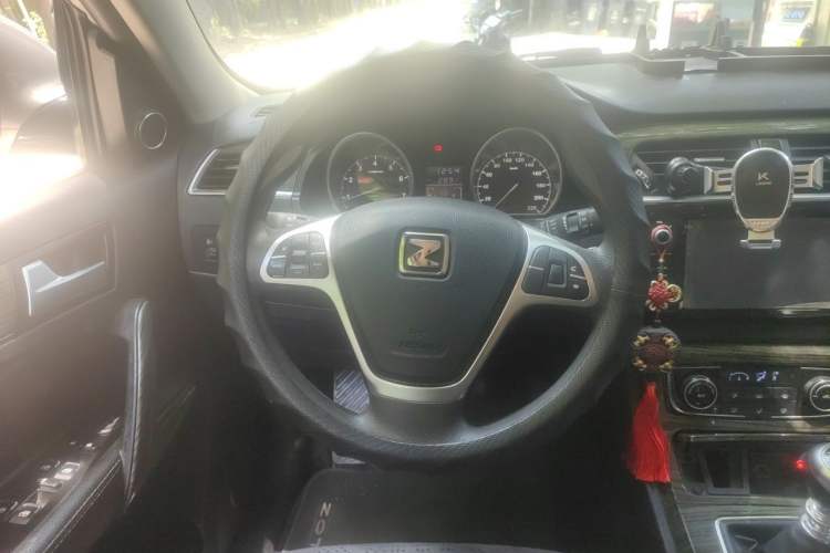 Used Zotye T600 2017 1.5T Manual Luxury New Year Edition Steering Wheel