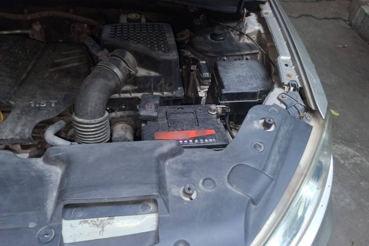 Used Zotye T600 2017 1.5T Manual Elite New Year Edition Engine Bay Left