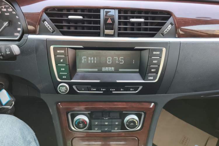 Used Zotye T600 2017 1.5T Manual Elite New Year Edition Audio And AC Panel