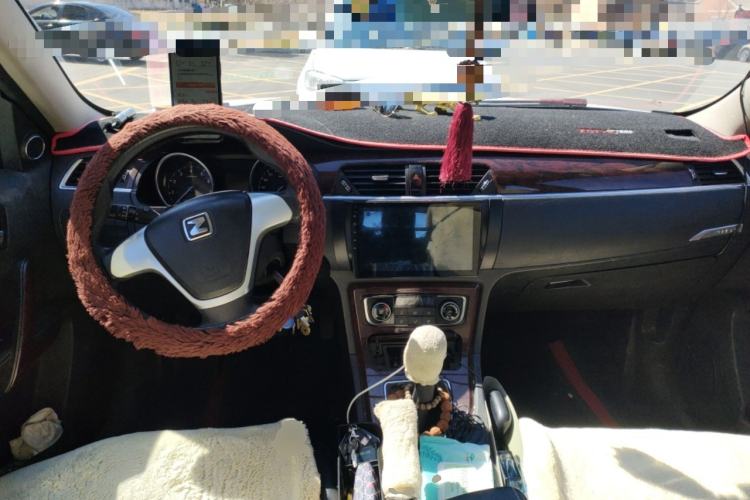 Used Zotye T600 2017 1.5T Manual Elite New Year Edition Center Console