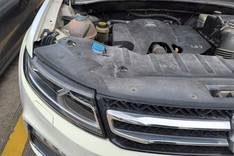 Used Zotye T600 2017 1.5T Manual Luxury New Year Edition Engine Bay Right