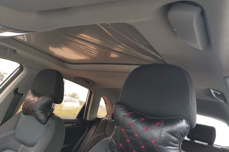Used Zotye T600 2017 1.5T Manual Elite New Year Edition Headliner
