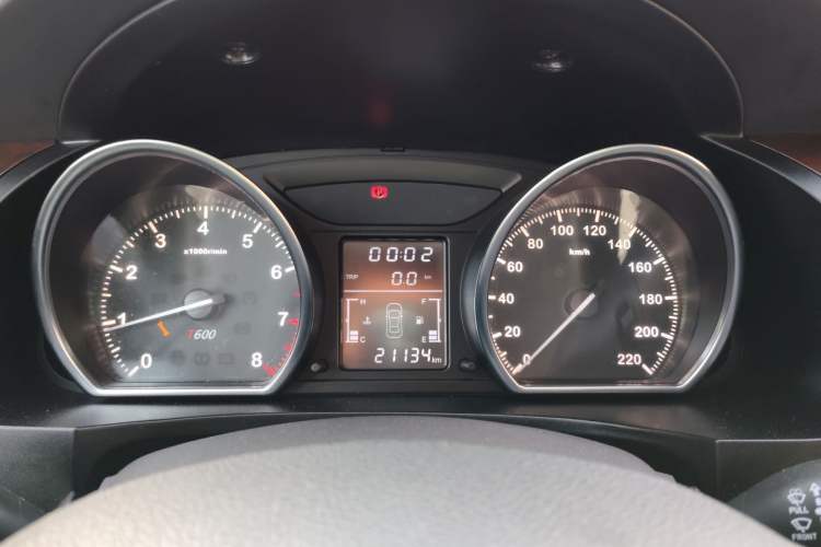 Used Zotye T600 2017 1.5T Manual Elite New Year Edition Instrument Cluster