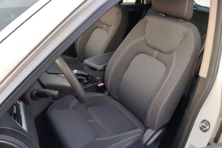Used Zotye T600 2017 1.5T Manual Elite New Year Edition Left Front Seat