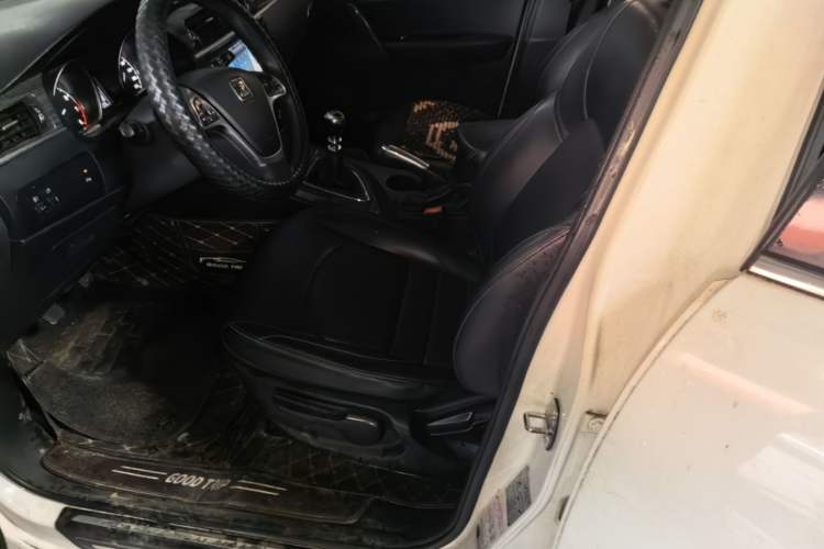Used Zotye T600 2017 1.5T Manual Luxury New Year Edition Left Front Seat