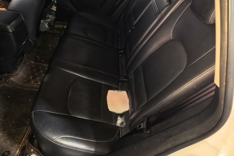 Used Zotye T600 2017 1.5T Manual Luxury New Year Edition Left Rear Seat