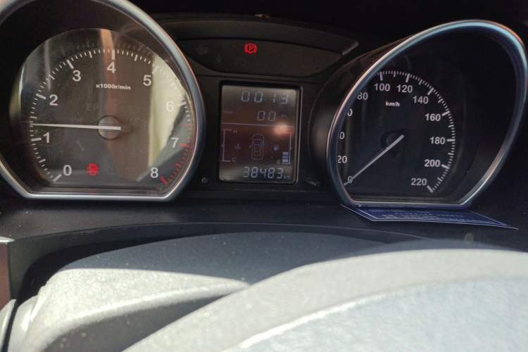 Used Zotye T600 2017 1.5T Manual Elite New Year Edition Odometer Close Up