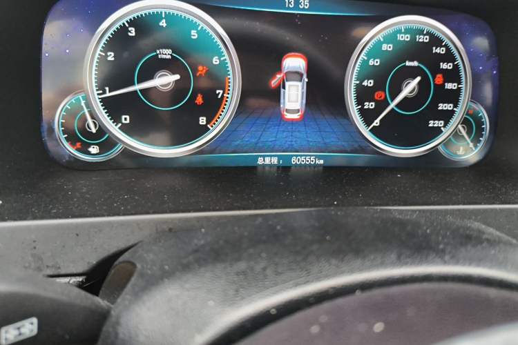 Used Zotye T600 2017 1.5T Manual Luxury New Year Edition Odometer Close Up