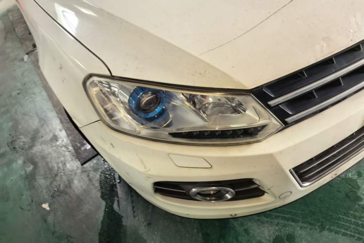 Used Zotye T600 2017 1.5T Manual Luxury New Year Edition Right Front Headlight
