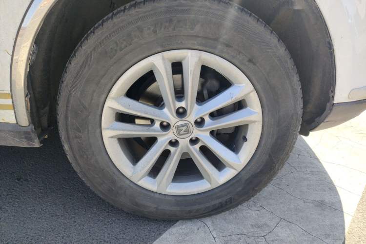 Used Zotye T600 2017 1.5T Manual Elite New Year Edition Right Front Wheel Hub