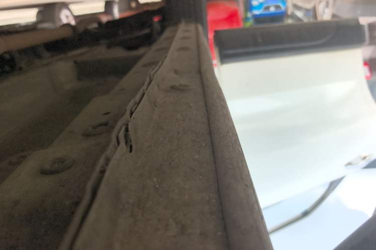 Used Zotye T600 2017 1.5T Manual Luxury New Year Edition Right Side Sill