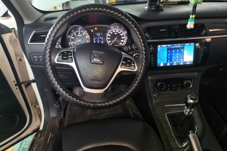 Used Zotye T600 2017 1.5T Manual Luxury New Year Edition Steering Wheel