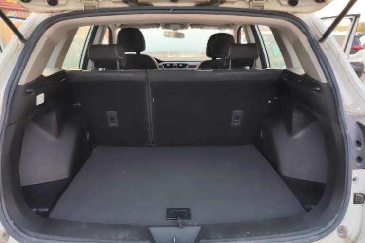 Used Zotye T600 2017 1.5T Manual Elite New Year Edition Trunk