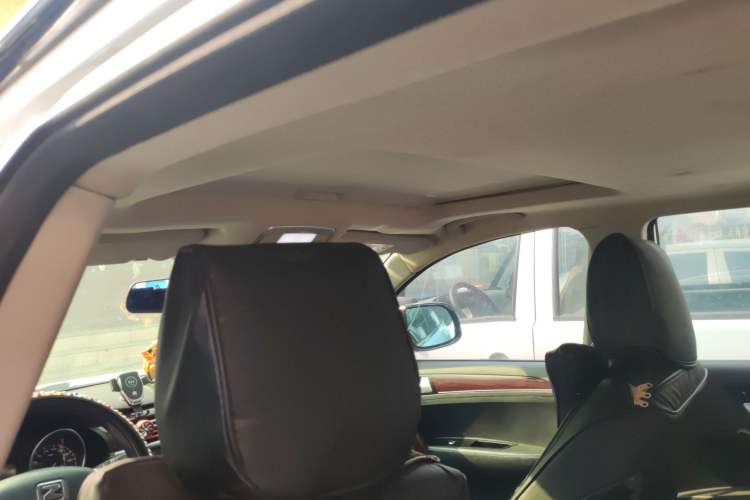 Used Zotye T600 2018 Sport Edition 1.5T Manual Luxury Model Headliner
