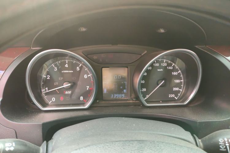 Used Zotye T600 2018 Sport Edition 1.5T Manual Luxury Model Instrument Cluster