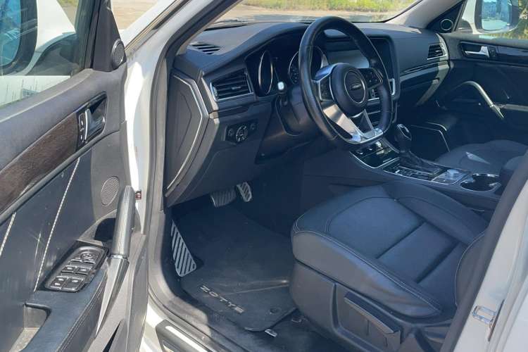 Used Zotye T600 2018 Sport Edition 1.5T Automatic Luxury Model Interior 2