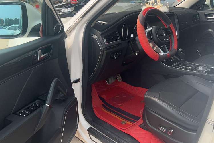 Used Zotye T600 2018 Sport Edition 1.5T Automatic Luxury Model Interior 2