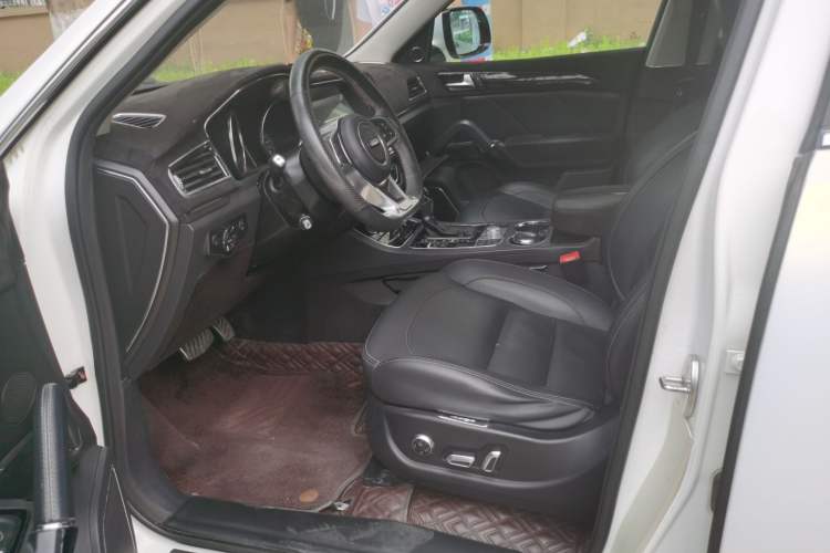 Used Zotye T600 2018 Sport Edition 1.5T Automatic Prestige Model Left Front Seat