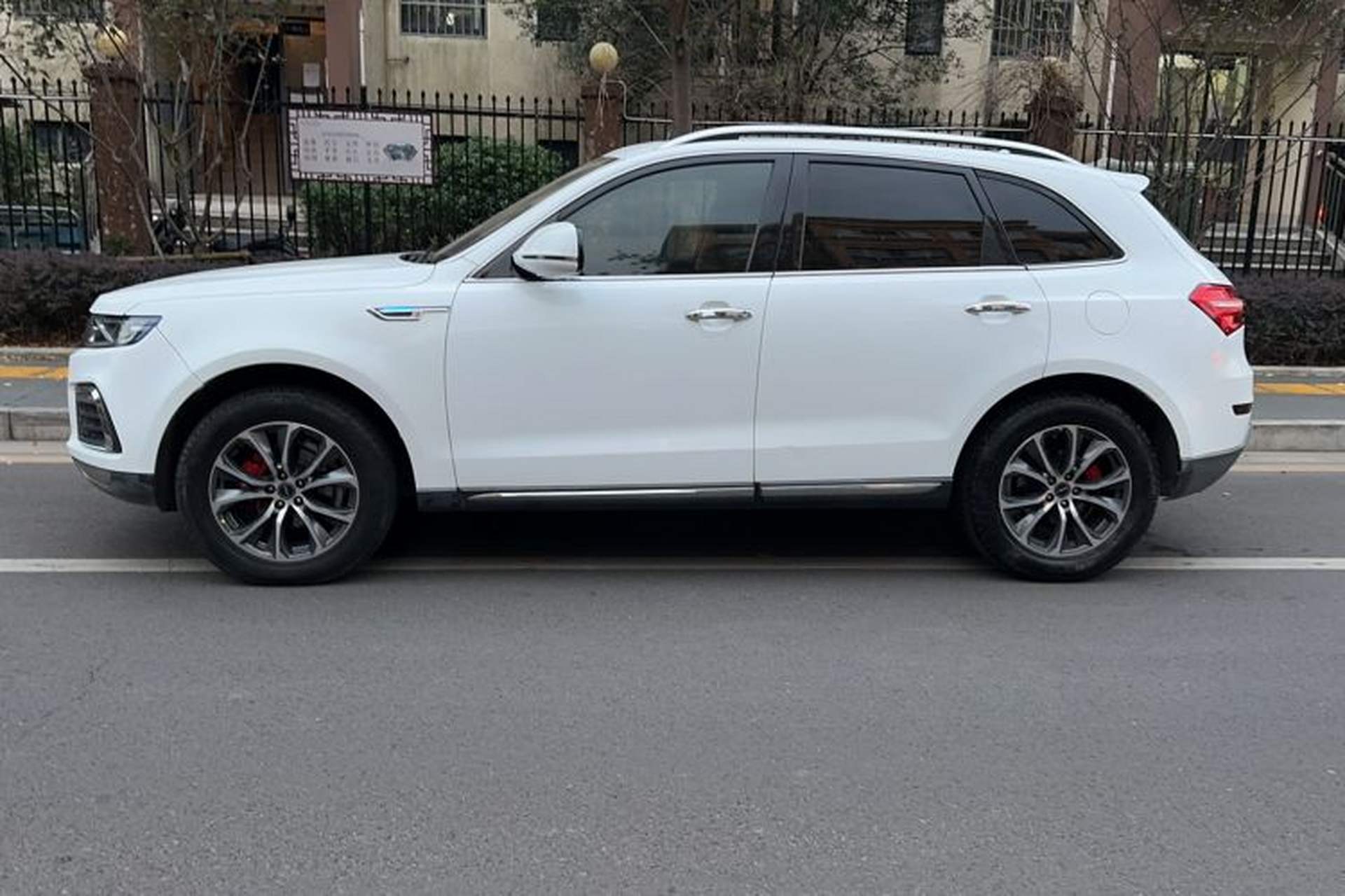 Used Zotye T600 2018 Sport Edition 1.5T Automatic Prestige Model Left Side