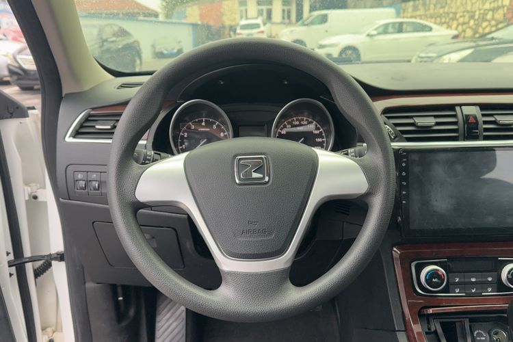 Used Zotye T600 2018 Sport Edition 1.5T Manual Luxury Model Steering Wheel