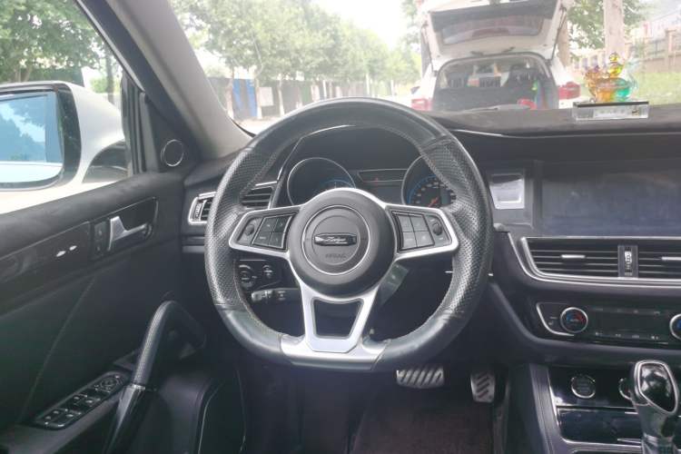 Used Zotye T600 2018 Sport Edition 1.5T Automatic Prestige Model Steering Wheel