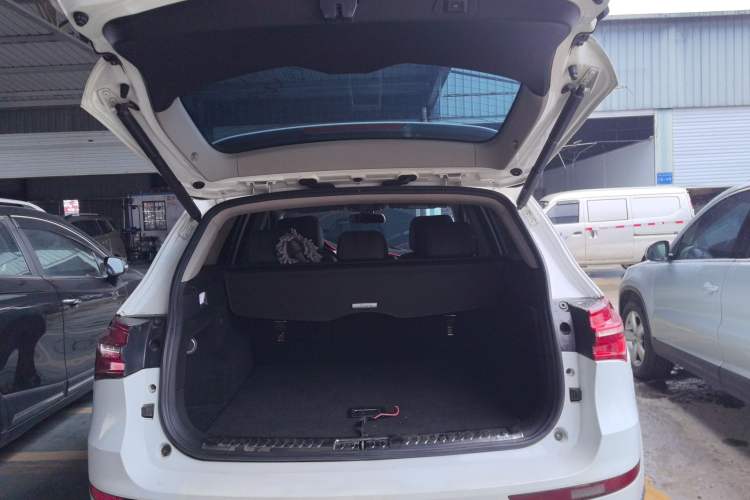 Used Zotye T600 2018 Sport Edition 1.5T Automatic Prestige Model Trunk