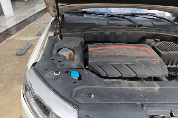 Used Zotye T600 2019 1.5T Automatic Luxury Edition Engine Bay Right