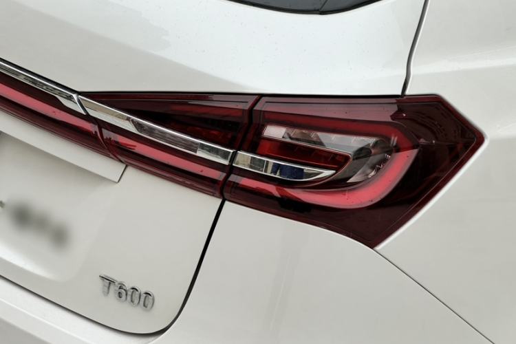 Used Zotye T600 2019 1.5T Automatic Luxury Model Exterior 6